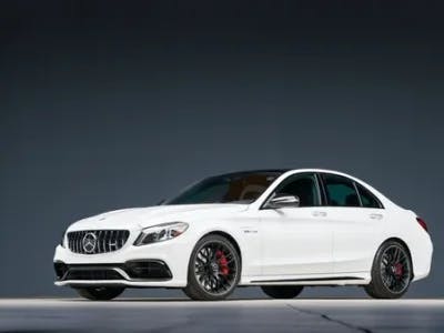 Logbook Loan Mercedes C200